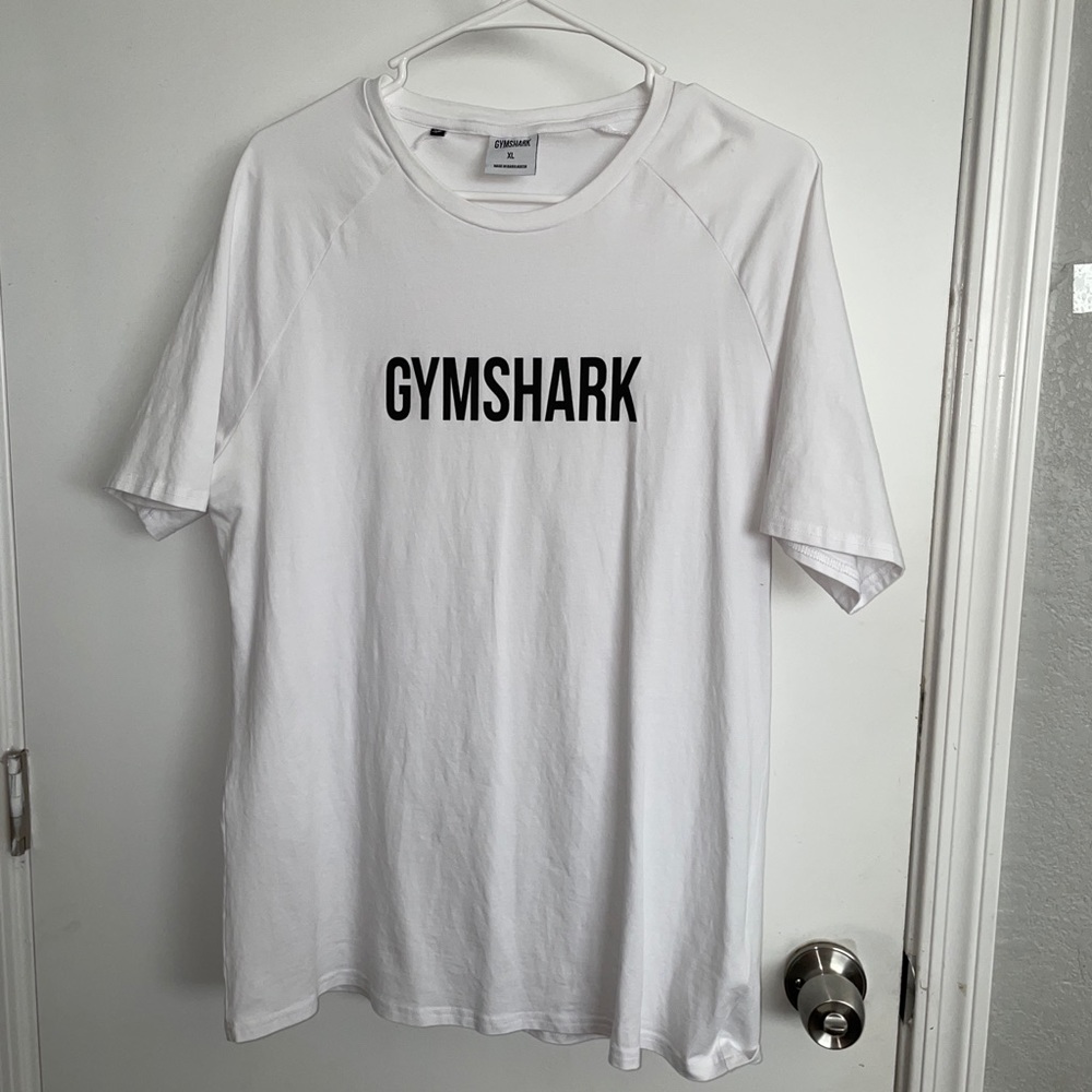GYMSHARK shirt